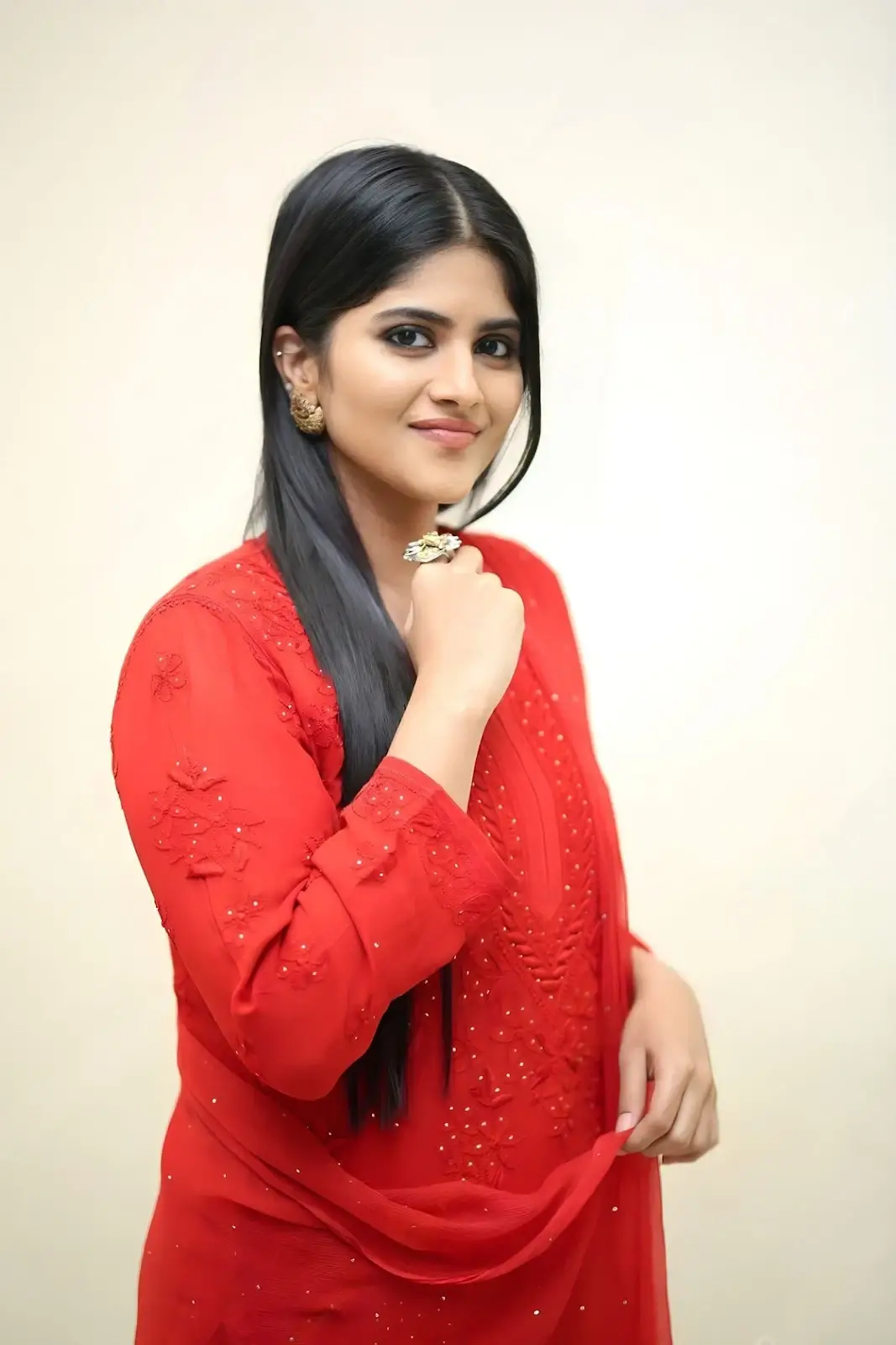 BEAUTIFUL INDIAN MODEL MEGHA AKASH STILLS IN RED DRESS 9